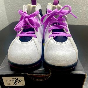 Sz 9, Jordan’s Retro 7 GT’s, purple